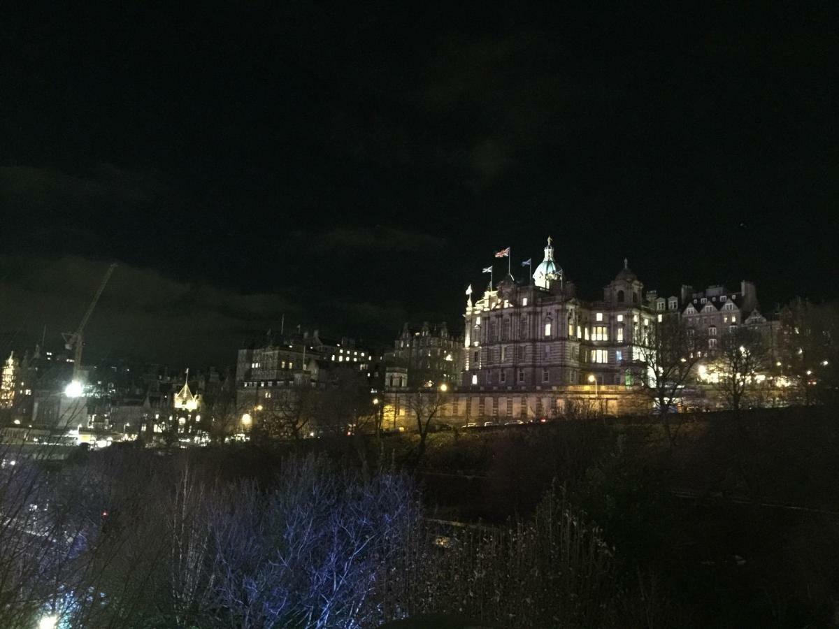 Апартаменти The Park At Holyrood Единбург Екстер'єр фото