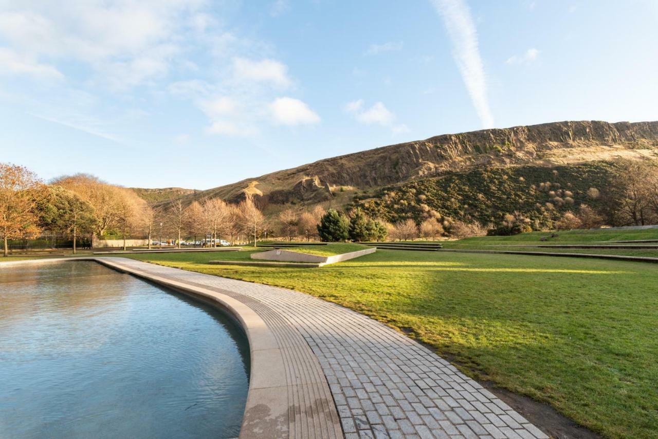 Апартаменти The Park At Holyrood Единбург Екстер'єр фото